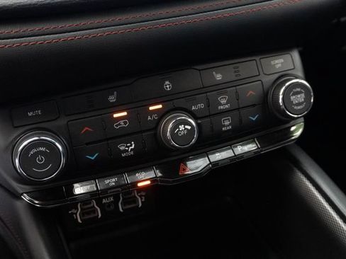 Used 2023 Dodge Durango GT w/ Blacktop Package RWD image 29