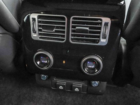 Used 2021 Land Rover Range Rover Westminster Edition image 22