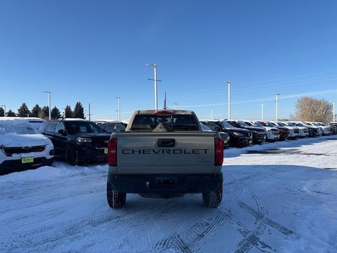Used 2022 Chevrolet Colorado ZR2 image 3