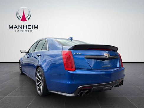 Used 2018 Cadillac CTS V w/ Carbon Fiber Package RWD image 5