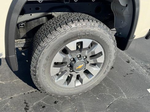 New 2026 Chevrolet Silverado 2500 Custom AWD/4WD image 31
