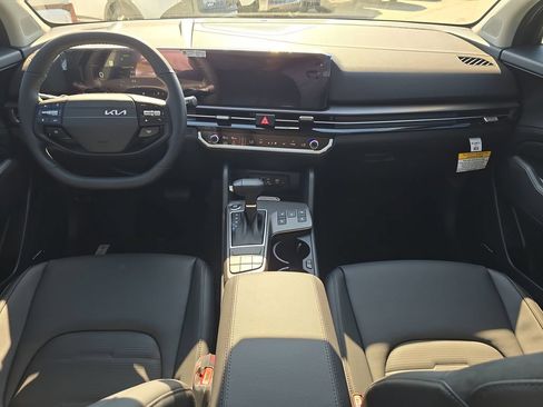 New 2026 Kia Sportage SX AWD/4WD image 13