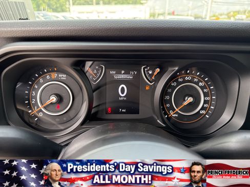 New 2025 Jeep Gladiator Sport image 25