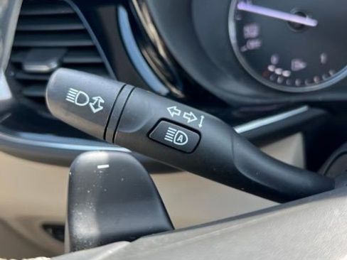 Certified 2023 Buick Envision Essence AWD/4WD image 27