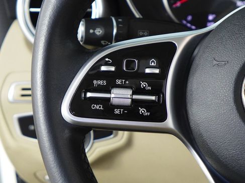 Used 2019 Mercedes-Benz C 300 Sedan image 31