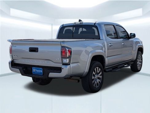Used 2022 Toyota Tacoma Limited image 6