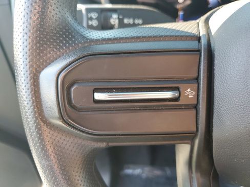 Used 2023 Chevrolet Colorado W/T image 27