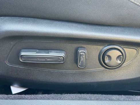 Used 2025 Honda Accord SE image 17
