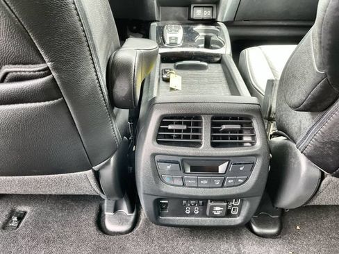 Used 2022 Honda Pilot Touring image 24