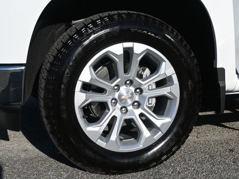 Used 2026 Chevrolet Silverado 1500 LTZ w/ Z71 Off-Road Package image 27