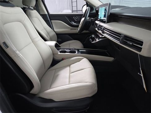 New 2026 Lincoln Corsair Grand Touring image 19