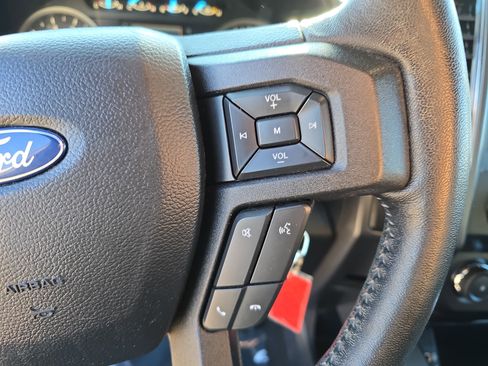 Used 2019 Ford F150 XLT w/ Equipment Group 302A Luxury image 20