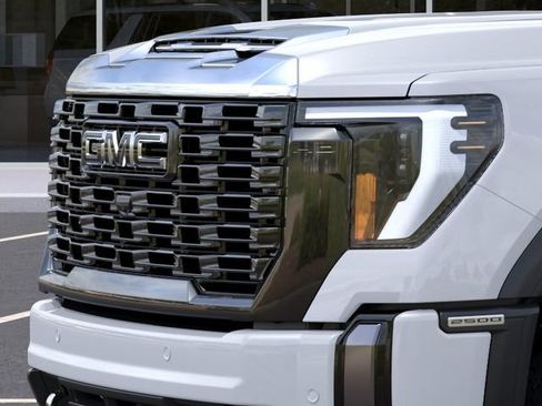 New 2026 GMC Sierra 2500 Denali Ultimate AWD/4WD image 13