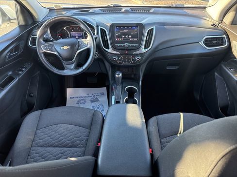 Used 2021 Chevrolet Equinox LT image 25