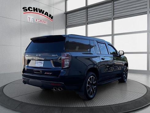 Used 2022 Chevrolet Suburban RST w/ Sport Performance Package AWD/4WD image 4