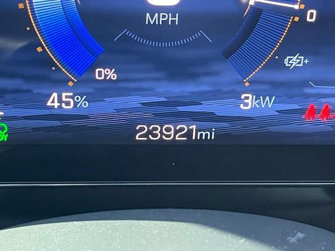Used 2024 Chevrolet Blazer EV LT AWD/4WD image 16