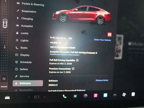 Used 2022 Tesla Model S AWD image 23