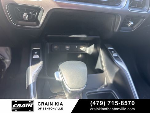 Certified 2023 Kia Sorento S w/ Panoramic Sunroof Package image 37