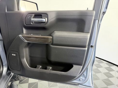 Used 2019 Chevrolet Silverado 1500 LT Trail Boss image 10