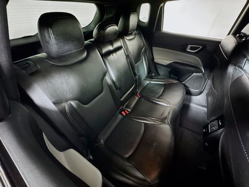 Used 2023 Jeep Compass Limited AWD/4WD image 25