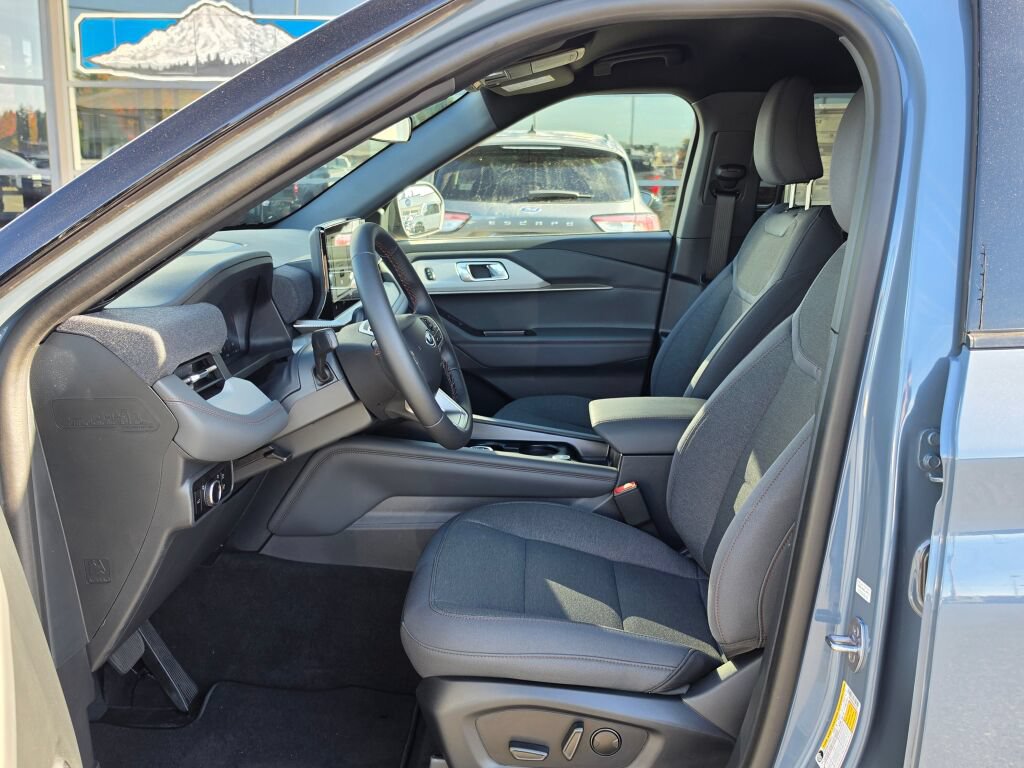 New 2027 Ford Explorer Active AWD/4WD image 13