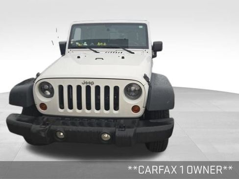 Used 2013 Jeep Wrangler Unlimited Sport AWD/4WD image 2