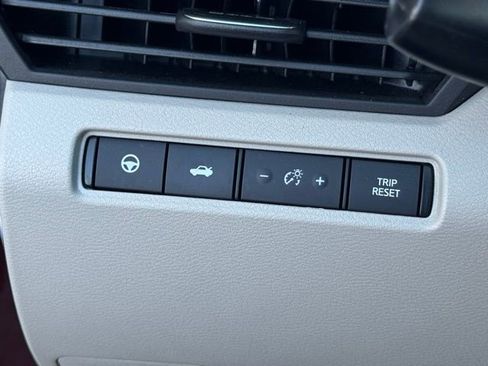 Used 2023 Nissan Altima 2.5 SV w/ SV Premium Package image 29