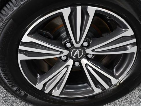 Used 2018 Acura MDX SH-AWD image 19