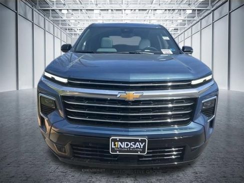 New 2026 Chevrolet Traverse High Country AWD/4WD image 2