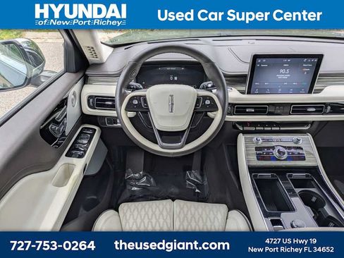 Used 2022 Lincoln Aviator Black Label w/ Dynamic Handling Package AWD/4WD image 22
