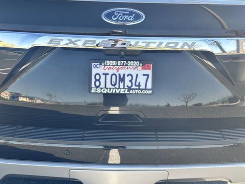 Used 2019 Ford Expedition Max XLT image 7