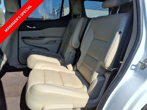 Used 2019 GMC Acadia Denali image 14