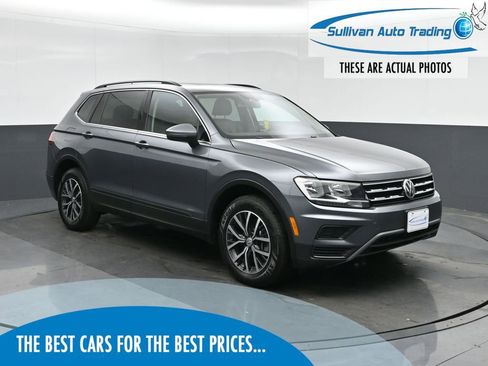 Used 2019 Volkswagen Tiguan SE image 1