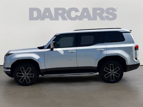 Certified 2024 Lexus GX 550 w/ Accessory Package (Z1) AWD/4WD image 4