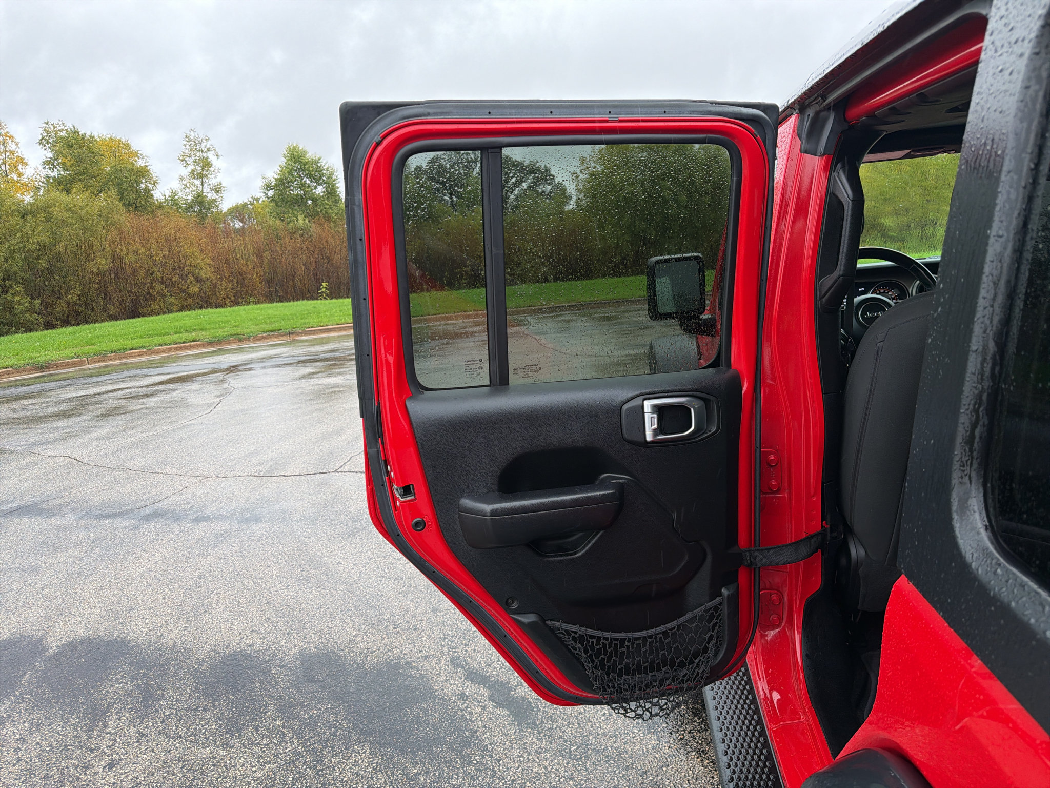Used 2021 Jeep Wrangler Unlimited Sport AWD/4WD image 31