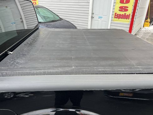 Used 2010 Nissan Frontier SE AWD/4WD image 9