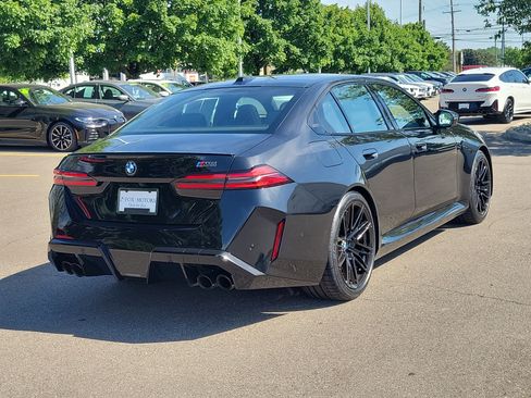 Certified 2026 BMW M5 w/ Executive Package AWD/4WD image 4