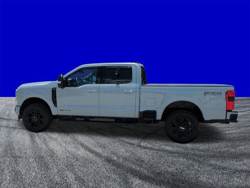 Used 2025 Ford F350 Lariat w/ Lariat Ultimate Package AWD/4WD image 7