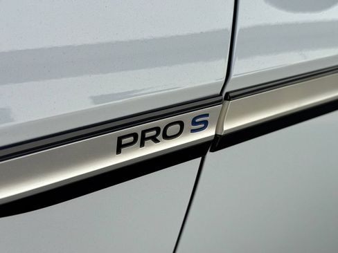 Used 2022 Volkswagen ID.4 Pro S RWD image 7