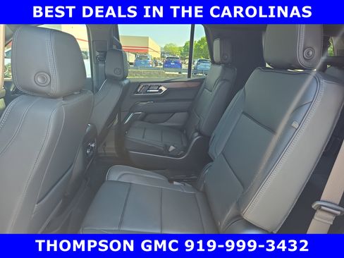 New 2026 GMC Yukon Denali w/ Sun & Power Step Package AWD/4WD image 18