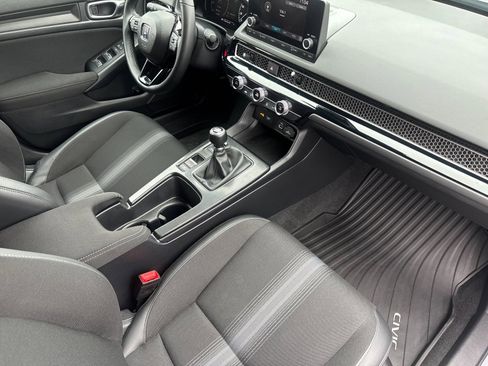 Used 2023 Honda Civic Sport image 15