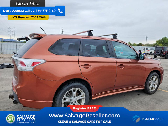 Used 2014 Mitsubishi Outlander SE AWD/4WD image 4