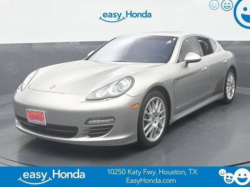 Used 2010 Porsche Panamera S RWD image 1