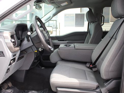 Used 2025 Ford F150 XLT w/ Equipment Group 301A Standard AWD/4WD image 15