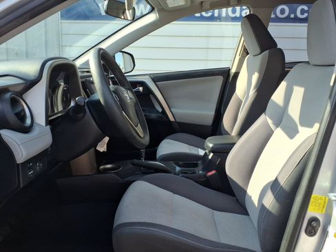 Used 2015 Toyota RAV4 XLE AWD/4WD image 8