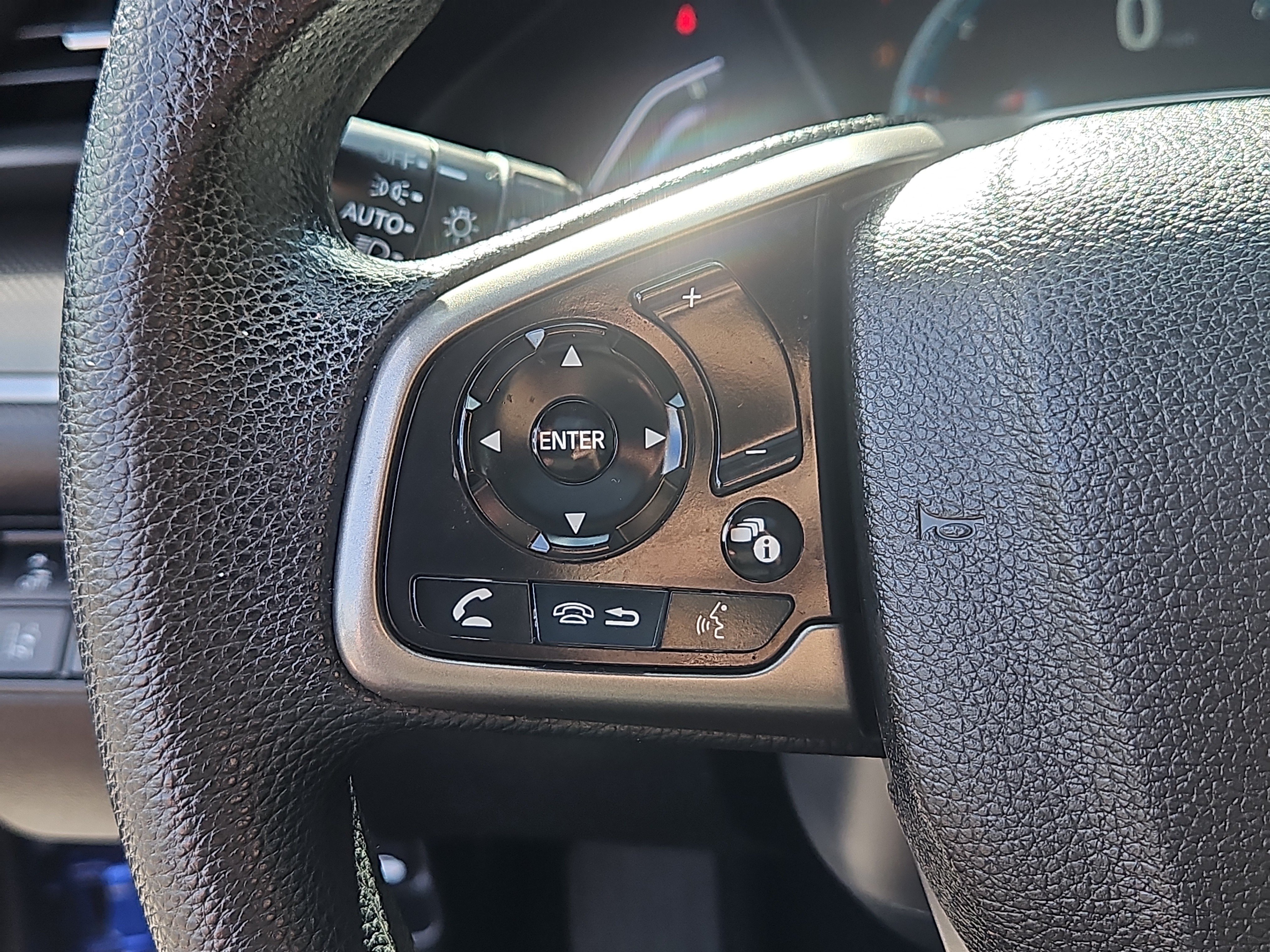 Used 2019 Honda Civic EX image 14