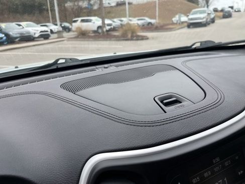 Used 2018 Jeep Cherokee Latitude image 22