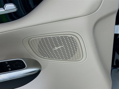 New 2026 Mercedes-Benz GLC 300 GLC 300 image 19