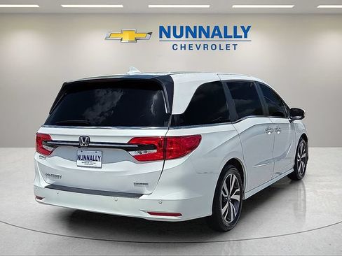 Used 2023 Honda Odyssey Touring image 5