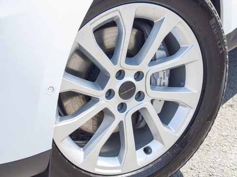 New 2026 Land Rover Range Rover Sport SE AWD/4WD image 9